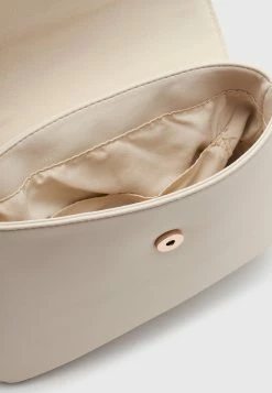 Even&Odd Promos Sac à main sacs fermoir aimanté femme -Even&Odd Soldes 2022 11fdb818885e437c8178579e80f9d52c