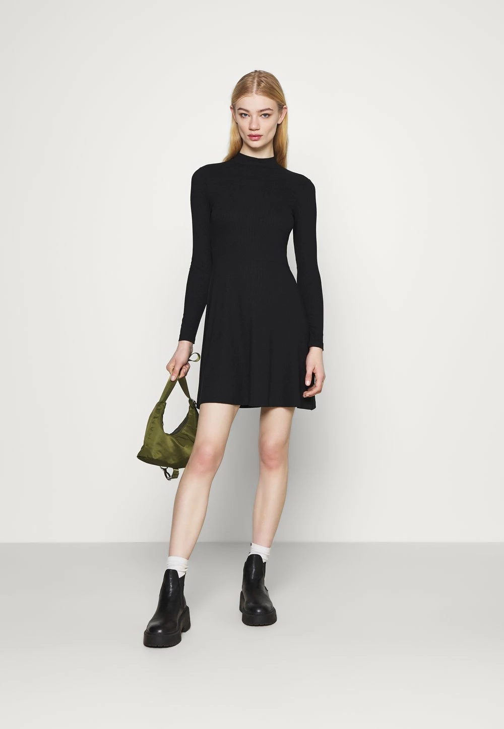 Even&Odd 50% Off De Vente Robe en jersey robes col officier femme 4 Even&Odd 50% Off De Vente Robe en jersey robes col officier femme – Image 2