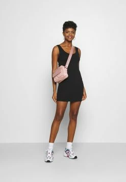 Even&Odd 2 PACK - Robe fourreau Vendre robes encolure large ronde femme