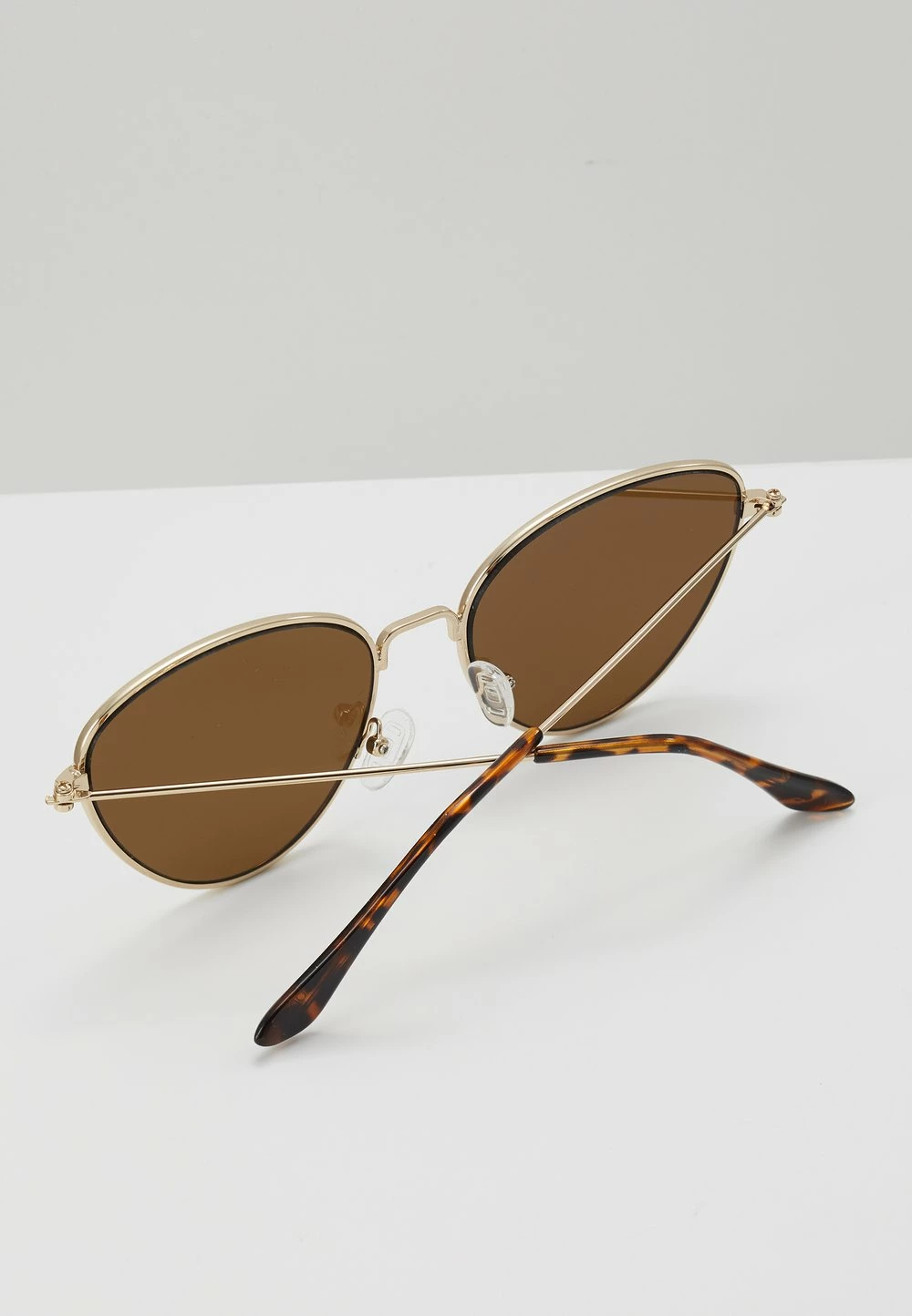 Even&Odd En promotion Lunettes de soleil œil de chat femme 4 Even&Odd En promotion Lunettes de soleil œil de chat femme – Image 2