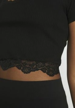 Even&Odd Prix Affortable T-shirt imprimé t-shirts et tops encolure large ronde femme 13 Even&Odd Prix Affortable T-shirt imprimé t-shirts et tops encolure large ronde femme -Even&Odd Soldes 2022 274fd2616bd740e9b6793a784d010ec7