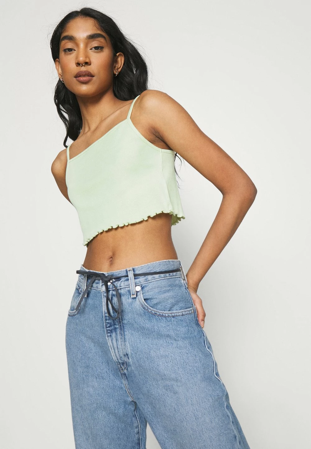 Even&Odd Produit de première qualité 2 PACK - Débardeur t-shirts et tops col carré femme 7 Even&Odd Produit de première qualité 2 PACK - Débardeur t-shirts et tops col carré femme – Image 5