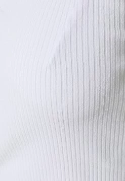 Even&Odd Prix Cassé Débardeur t-shirts et tops col en v profond femme -Even&Odd Soldes 2022 2aabd6a99d5242f2a671052202cf3ab4