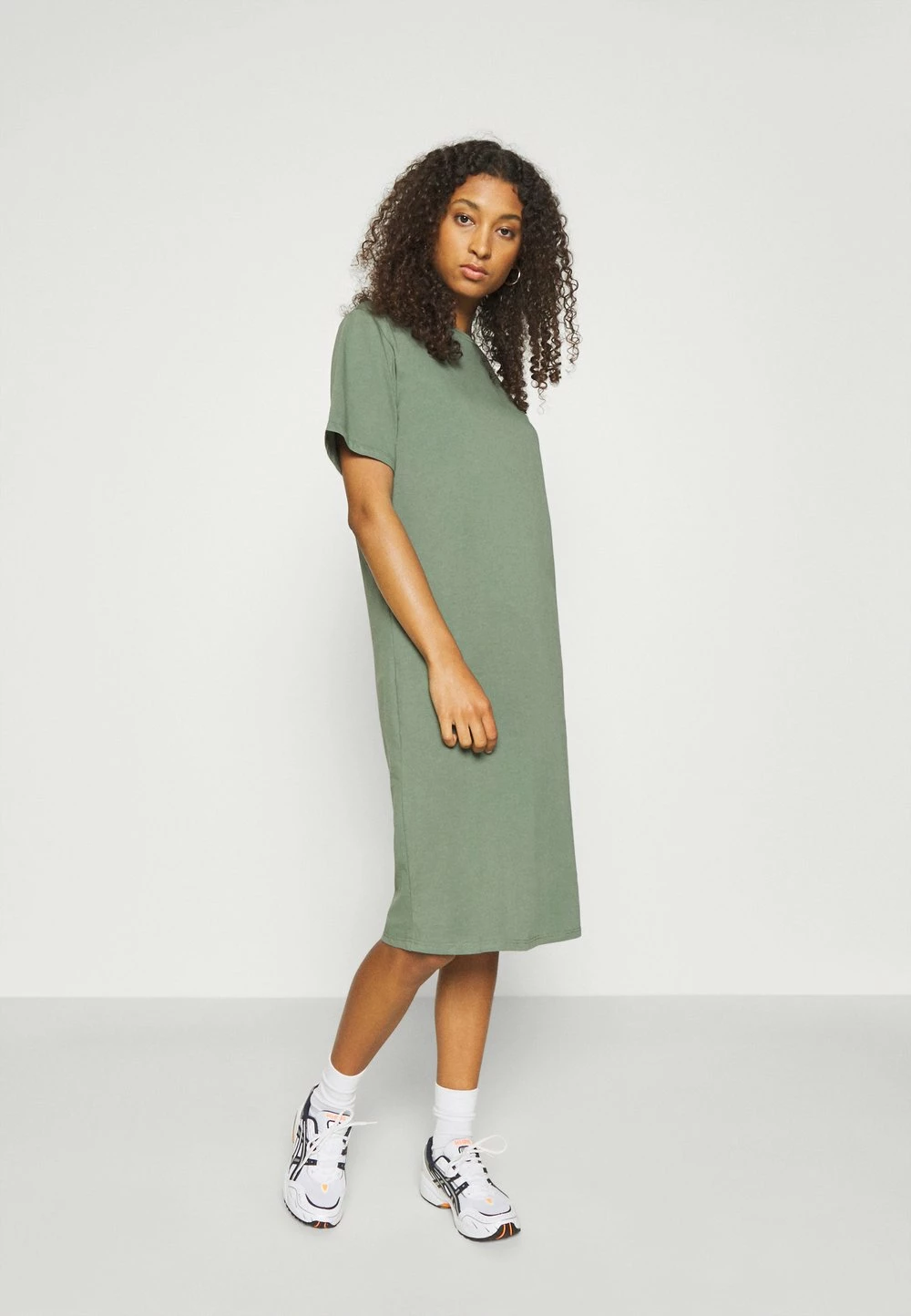 En promotion Even&Odd Basic midi Jerseykleid - Robe en jersey robes col rond femme 3 En promotion Even&Odd Basic midi Jerseykleid - Robe en jersey robes col rond femme