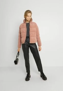 Even&Odd Soldes 2022 -Even&Odd Soldes 2022 333043eb6c234755a1f127d3abd77c45