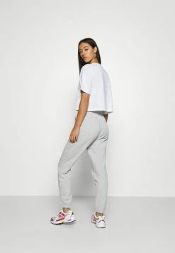 Qualité Supérieure Even&Odd BASIC REGULAR FIT JOGGERS - Pantalon de survêtement pantalons haute femme 10 Qualité Supérieure Even&Odd BASIC REGULAR FIT JOGGERS - Pantalon de survêtement pantalons haute femme -Even&Odd Soldes 2022 336889155a7c454bbd3ee265f4c31550