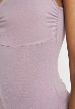 Even&Odd Débardeur Promos t-shirts et tops col en v profond femme 14 Even&Odd Débardeur Promos t-shirts et tops col en v profond femme -Even&Odd Soldes 2022 3b3ed50ae2494c7aa2d06c250b23653f