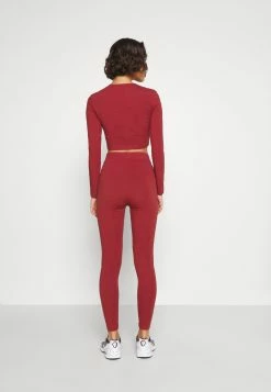 Even&Odd SET - LONG SLEEVE TOP AND LEGGING - Legging Remise En Ligne t-shirts et tops col rond femme 11 Even&Odd SET - LONG SLEEVE TOP AND LEGGING - Legging Remise En Ligne t-shirts et tops col rond femme -Even&Odd Soldes 2022 463fe5fa803a4c58afd72b96e2de6f8d