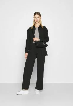 Even&Odd Prix Équitable T-shirt à manches longues t-shirts et tops col rond femme 13 Even&Odd Prix Équitable T-shirt à manches longues t-shirts et tops col rond femme -Even&Odd Soldes 2022 4ff18301218d48118af7fd58d216fabe