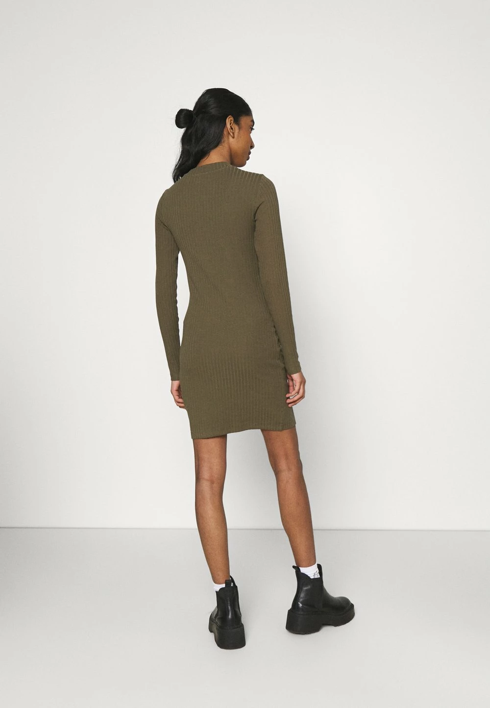 Promos Even&Odd Robe fourreau robes col officier femme 5 Promos Even&Odd Robe fourreau robes col officier femme – Image 3