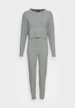 Even&Odd Petit Prix JUMPER & PANT SET - Pullover pulls et gilets haute femme 13 Even&Odd Petit Prix JUMPER & PANT SET - Pullover pulls et gilets haute femme -Even&Odd Soldes 2022 576ea1c65afb42e0987a00be65948f95 1