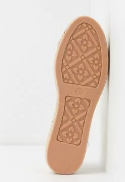 Even&Odd Espadrilles Prix Acceptable chaussures plates rond femme 17 Even&Odd Espadrilles Prix Acceptable chaussures plates rond femme -Even&Odd Soldes 2022 57c187fb503b44488fc713f4672673d3