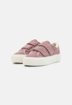 Prix Exclusifs Even&Odd WINTER SNEAKER - Baskets basses sneakers rond femme 11 Prix Exclusifs Even&Odd WINTER SNEAKER - Baskets basses sneakers rond femme -Even&Odd Soldes 2022 5a23255b0da64695b533253c34f2548c