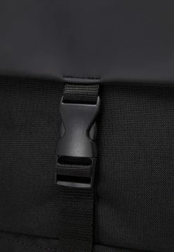 Even&Odd Pas Cher Sac à dos sacs compartiment pour pc portable femme -Even&Odd Soldes 2022 5e43b5b889b04dcd8f58eb40624b35a1