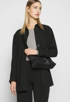 Even&Odd Prix Équitable T-shirt à manches longues t-shirts et tops col rond femme 16 Even&Odd Prix Équitable T-shirt à manches longues t-shirts et tops col rond femme -Even&Odd Soldes 2022 6a10767f5b924c2a950e598428e7dc66