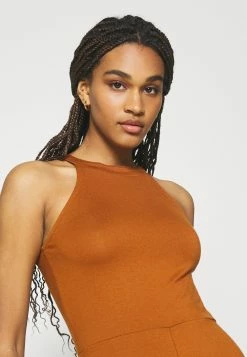 Even&Odd Prix Ourlé Halterneck sleeveless playsuit - Combinaison combinaisons et salopettes col rond femme -Even&Odd Soldes 2022 710bcc7f18d642a48c4661dd77287695