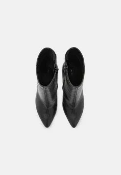 Even&Odd Prix Réduit Bottines chaussures à talons pointu femme 13 Even&Odd Prix Réduit Bottines chaussures à talons pointu femme -Even&Odd Soldes 2022 750eace0975740de8b95608da206ad59