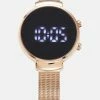 Even&Odd Prix d’Amis Montre à affichage digital montres fermoir coulissant femme -Even&Odd Soldes 2022 8c219cfc305a44aa87d65bfb6c94c1bc 1