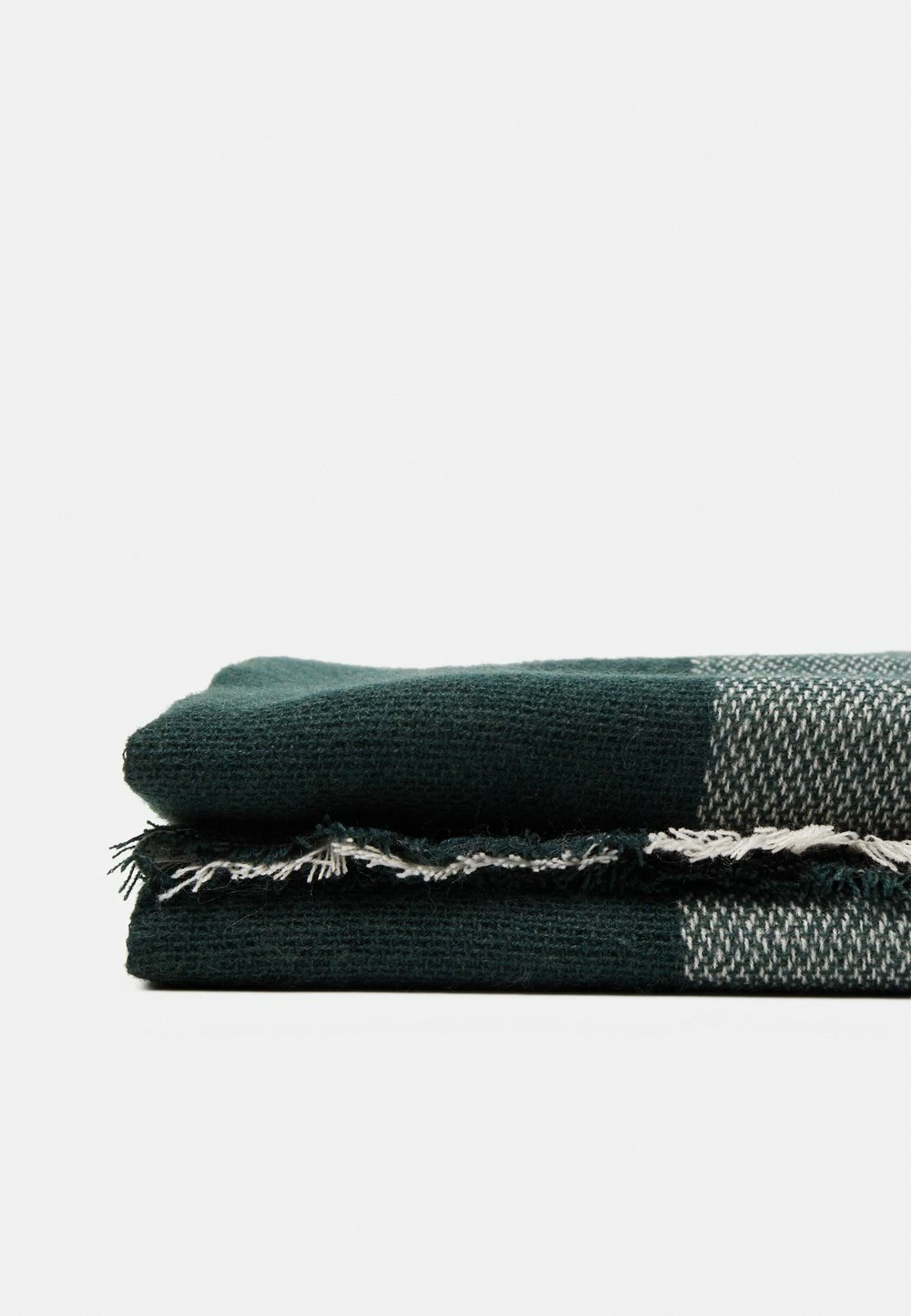 Even&Odd 50% Off De Vente Foulard foulards et écharpes carreaux femme 4 Even&Odd 50% Off De Vente Foulard foulards et écharpes carreaux femme – Image 2