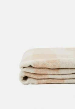 Even&Odd 50% Off De Vente Écharpe Écharpes et foulards carreaux femme -Even&Odd Soldes 2022 98afba3d35b1456a89117a910b983027