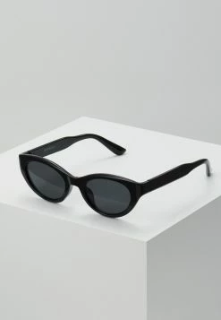 Prix Gelé Even&Odd Lunettes de soleil œil de chat femme