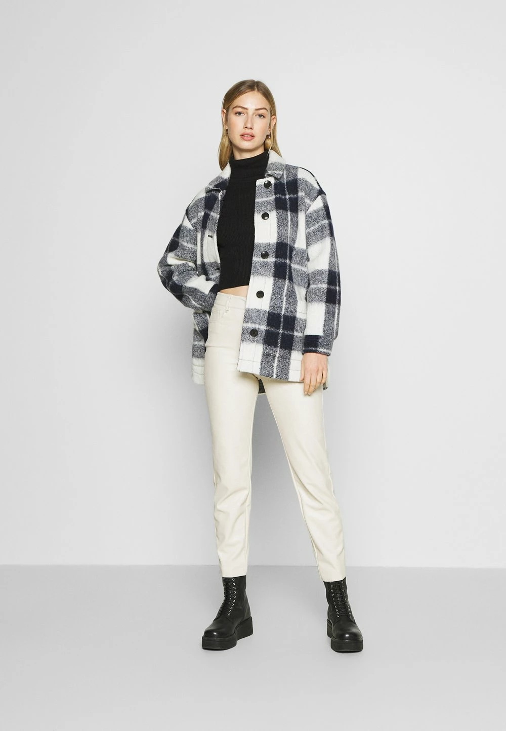 Even&Odd CROPPED TURTLE NECK 2 PACK - Pullover Prix Usine pulls et gilets col roulé femme 4 Even&Odd CROPPED TURTLE NECK 2 PACK - Pullover Prix Usine pulls et gilets col roulé femme – Image 2