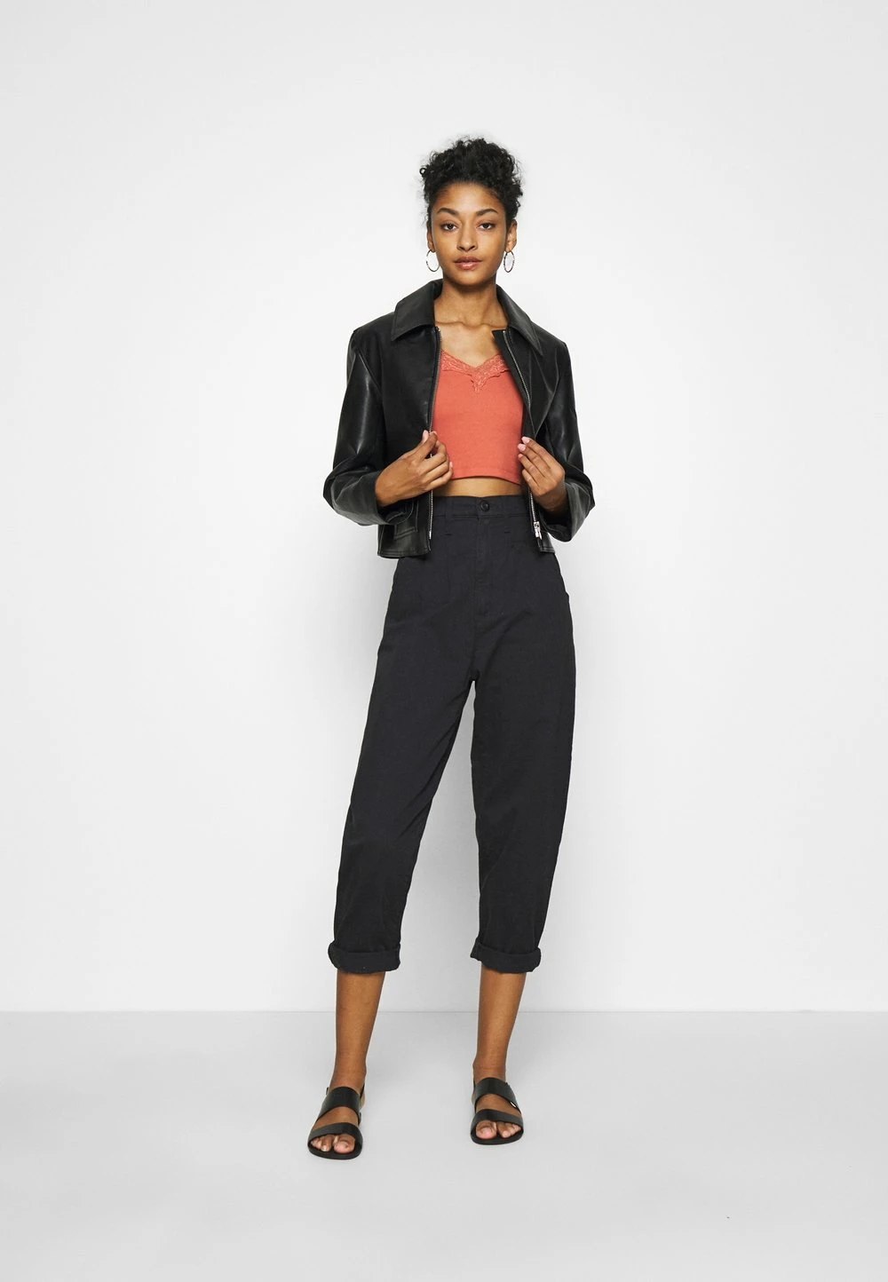 Even&Odd Authentique 100% Débardeur t-shirts et tops col en v profond femme 4 Even&Odd Authentique 100% Débardeur t-shirts et tops col en v profond femme – Image 2