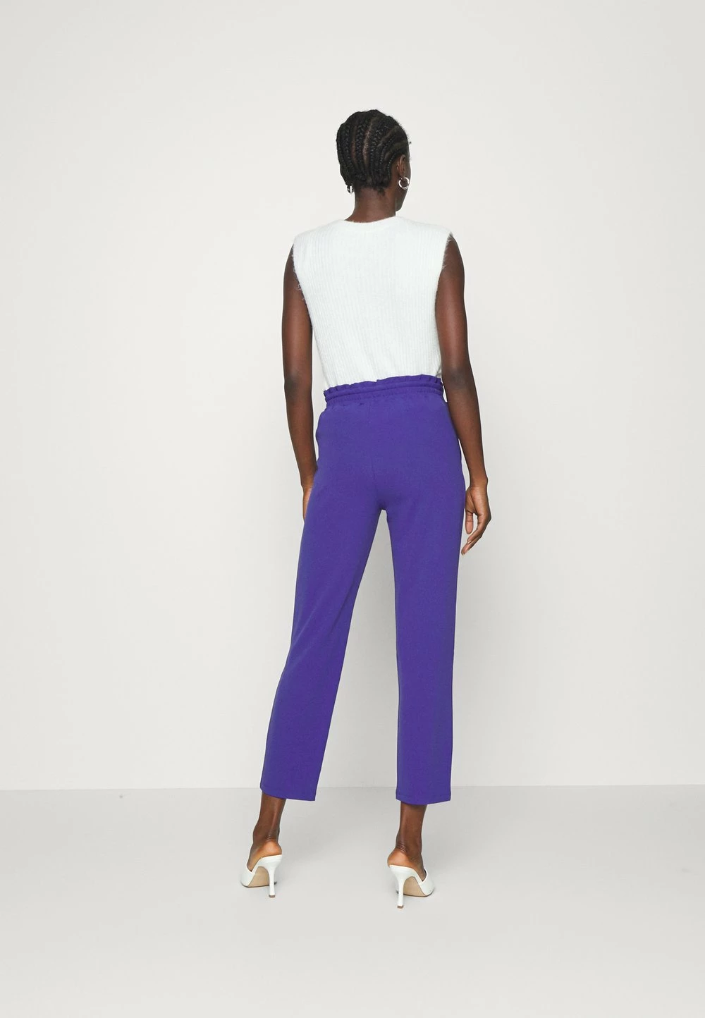 Even&Odd Paperbag Waist Tapered Trousers - Pantalon classique Prix Imbattable pantalons haute femme 5 Even&Odd Paperbag Waist Tapered Trousers - Pantalon classique Prix Imbattable pantalons haute femme â Image 3