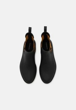 Even&Odd Prix Sacrifiés Bottes en caoutchouc rond femme 13 Even&Odd Prix Sacrifiés Bottes en caoutchouc rond femme -Even&Odd Soldes 2022 b0a639721ca24733b9f339b078bbe1a9