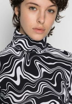 Even&Odd Produit de première qualité T-shirt à manches longues t-shirts et tops col roulé femme 11 Even&Odd Produit de première qualité T-shirt à manches longues t-shirts et tops col roulé femme -Even&Odd Soldes 2022 b2fd23e2966649e2b1fd2bcd94c0c14d