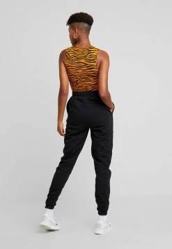 Even&Odd High Waist Loose Fit Joggers - Pantalon de survêtement Prix Ourlé pantalons haute femme 11 Even&Odd High Waist Loose Fit Joggers - Pantalon de survêtement Prix Ourlé pantalons haute femme -Even&Odd Soldes 2022 b4e5c64b40e74cf1a8b0bec29a246ff6