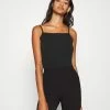 Prix Affortable Even&Odd 90S NECKLINE TRIM CROPPED CAMI - Débardeur t-shirts et tops col carré femme -Even&Odd Soldes 2022 c11ae9be5ae347daa22294a343fae96f