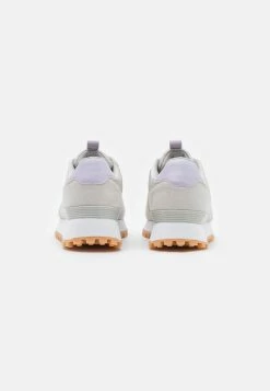 Even&Odd Baskets basses Remise En Ligne baskets & sneakers rond femme 13 Even&Odd Baskets basses Remise En Ligne baskets & sneakers rond femme -Even&Odd Soldes 2022 c5804d4d87704ac88f930f27f1f2ba84