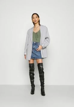 Even&Odd Prix De Rêve T-shirt à manches longues t-shirts et tops encolure large ronde femme 9 Even&Odd Prix De Rêve T-shirt à manches longues t-shirts et tops encolure large ronde femme -Even&Odd Soldes 2022 c7fd5c982ba543f08bac8503df16eafd