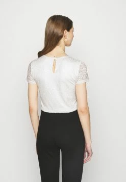 Even&Odd Réduction T-shirt imprimé t-shirts et tops col rond femme 10 Even&Odd Réduction T-shirt imprimé t-shirts et tops col rond femme -Even&Odd Soldes 2022 c9a3a623061642ffa07c056dd45dc6f9