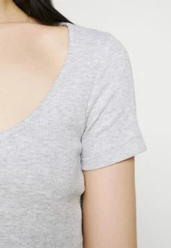 Even&Odd 3 PACK - T-shirt imprimé En promotion t-shirts et tops encolure large ronde femme -Even&Odd Soldes 2022 cc0751c3a5334aad8925346f36fa6718