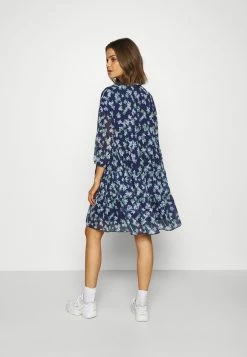 Plus Bas Prix De Vente Even&Odd Robe de jour robes col en v profond femme -Even&Odd Soldes 2022 cdfc18eefe06412a8a0d99d833fdff27