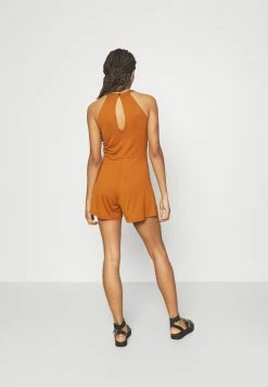 Even&Odd Prix Ourlé Halterneck sleeveless playsuit - Combinaison combinaisons et salopettes col rond femme -Even&Odd Soldes 2022 cf4c9bc1e2c34865aec59cc07376a5a0