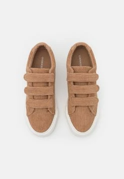 Prix Imbattable Even&Odd Baskets basses sneakers rond femme -Even&Odd Soldes 2022 d58d3a2c4faf494b9478e083a6e1018b