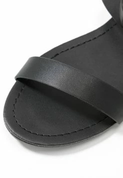 Even&Odd Sandales Prix Ourlé sandales et nu-pieds ouvert femme 12 Even&Odd Sandales Prix Ourlé sandales et nu-pieds ouvert femme -Even&Odd Soldes 2022 d6fb1b2b58fd46fda98a28447ca44fbb