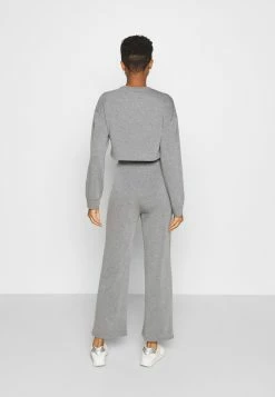 Even&Odd SWEAT SET WIDE LEG TROUSER - Survêtement Prix Avantageux vestes haute femme -Even&Odd Soldes 2022 d805cb4f1ce14b00bddcd4c658d8444d