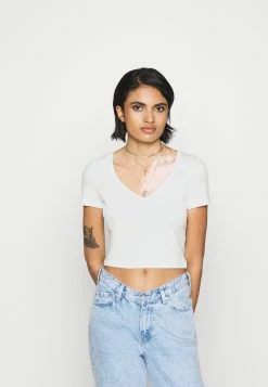 Excellente qualité Even&Odd 3 PACK - T-shirt basique t-shirts et tops col en v profond femme 15 Excellente qualité Even&Odd 3 PACK - T-shirt basique t-shirts et tops col en v profond femme -Even&Odd Soldes 2022 d8cf73ed823849aa8284d62285f7ba02