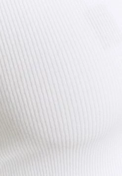 Even&Odd Débardeur En Remise t-shirts et tops encolure large ronde femme 9 Even&Odd Débardeur En Remise t-shirts et tops encolure large ronde femme -Even&Odd Soldes 2022 e665c90b7f9f483d8cc7ddbbfbc9f6e7