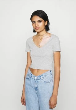 Excellente qualité Even&Odd 3 PACK - T-shirt basique t-shirts et tops col en v profond femme 11 Excellente qualité Even&Odd 3 PACK - T-shirt basique t-shirts et tops col en v profond femme -Even&Odd Soldes 2022 e9832b7664b64a208c7603de66da34d0