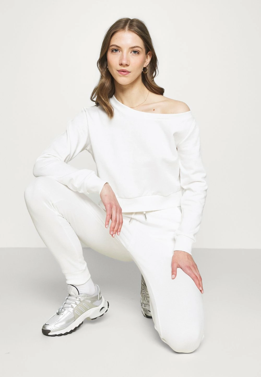 Even&Odd Prix Acceptable Off Shoulder&Jogger Set - Sweatshirt pulls et gilets haute femme 6 Even&Odd Prix Acceptable Off Shoulder&Jogger Set - Sweatshirt pulls et gilets haute femme – Image 4