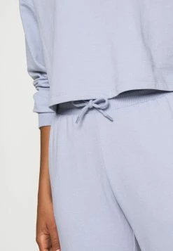 Prix Raisonnable Even&Odd SET CROPPED HOODIE WITH JOGGER - Sweat à capuche pulls et gilets normale femme -Even&Odd Soldes 2022 f3fb1a8bccc044d2a67098d4a9114de3