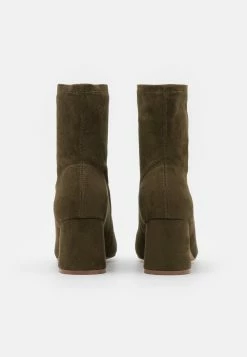 Plus Bas Prix De Vente Even&Odd Bottines rond femme -Even&Odd Soldes 2022 f7dbabf7d357490a8b4864ae1569c75f