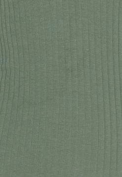 Even&Odd T-shirt à manches longues Prix Exclusifs t-shirts et tops col en v profond femme 16 Even&Odd T-shirt à manches longues Prix Exclusifs t-shirts et tops col en v profond femme -Even&Odd Soldes 2022 fc7a8e32644b48a9884c561ebb1f92ac